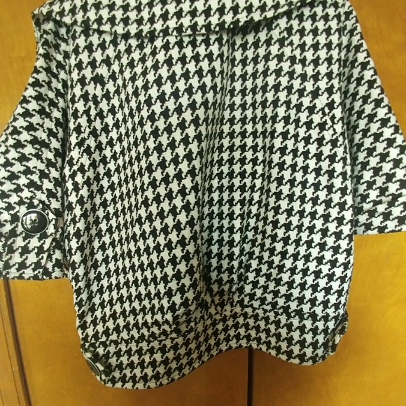 Jacket - Picture 4 of 4